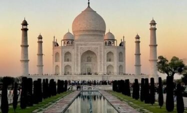 Same Day Delhi To Agra Taj Mahal Tour Package By Private Car