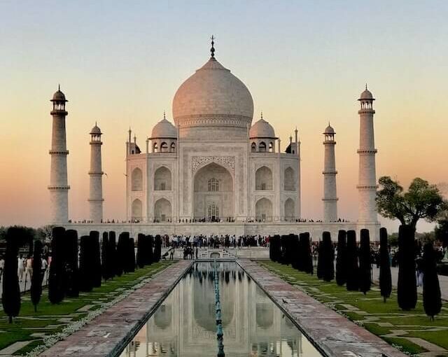 Same Day Delhi To Agra Taj Mahal Tour Package By Private Car